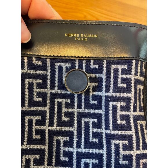 PIERRE BALMAIN | vintage 1970s labyrinth monogram shoulder bag - Picture 5 of 16